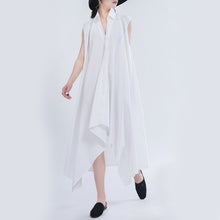 Load image into Gallery viewer, [EAM] Women Black Asymmetrical Bandage Long Shirt Dress New Lapel Sleeveless Loose Fit Fashion Tide Spring Summer 2020 1T756
